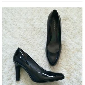Black patent pumps